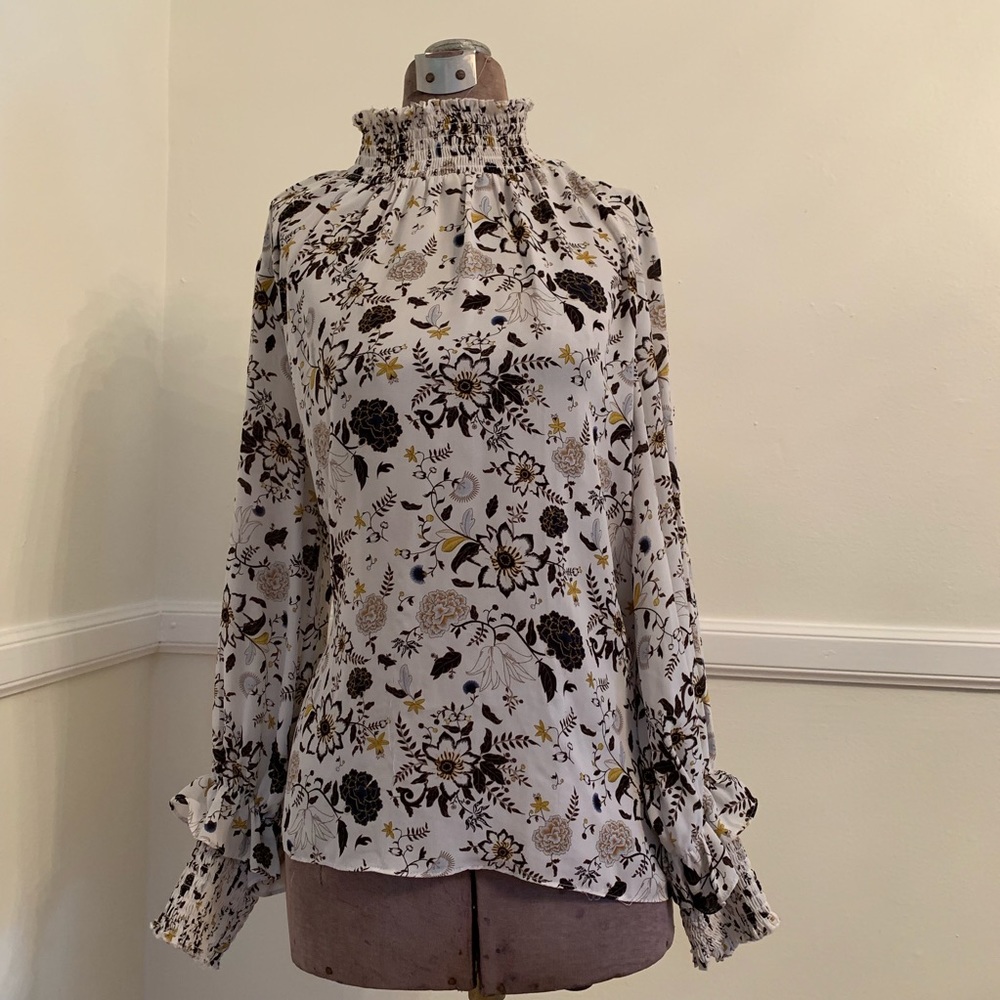 Floral blouse Size L